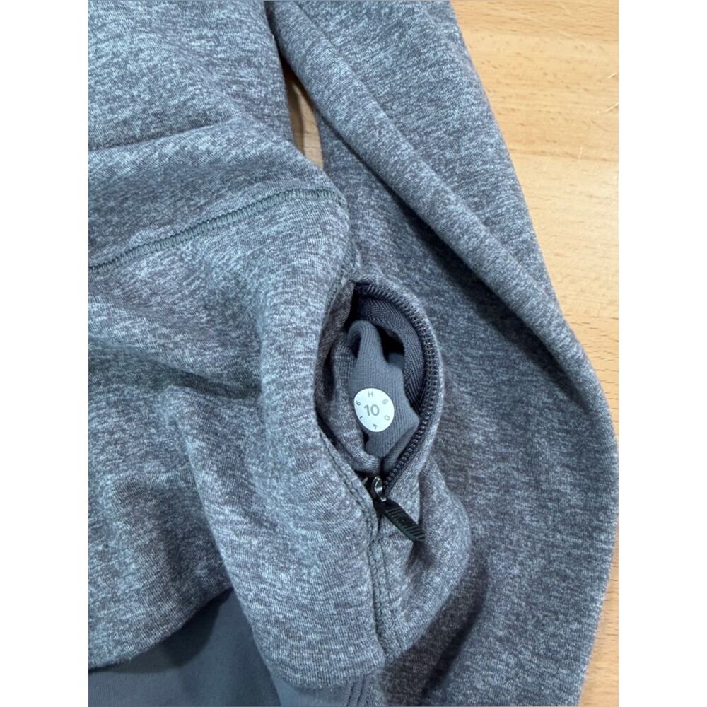 Lululemon Hill And Valley Mock Neck Top
Heathered Slate Size 10 - Picture 6 of 7